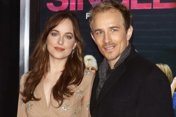 dakota johnson geschwister